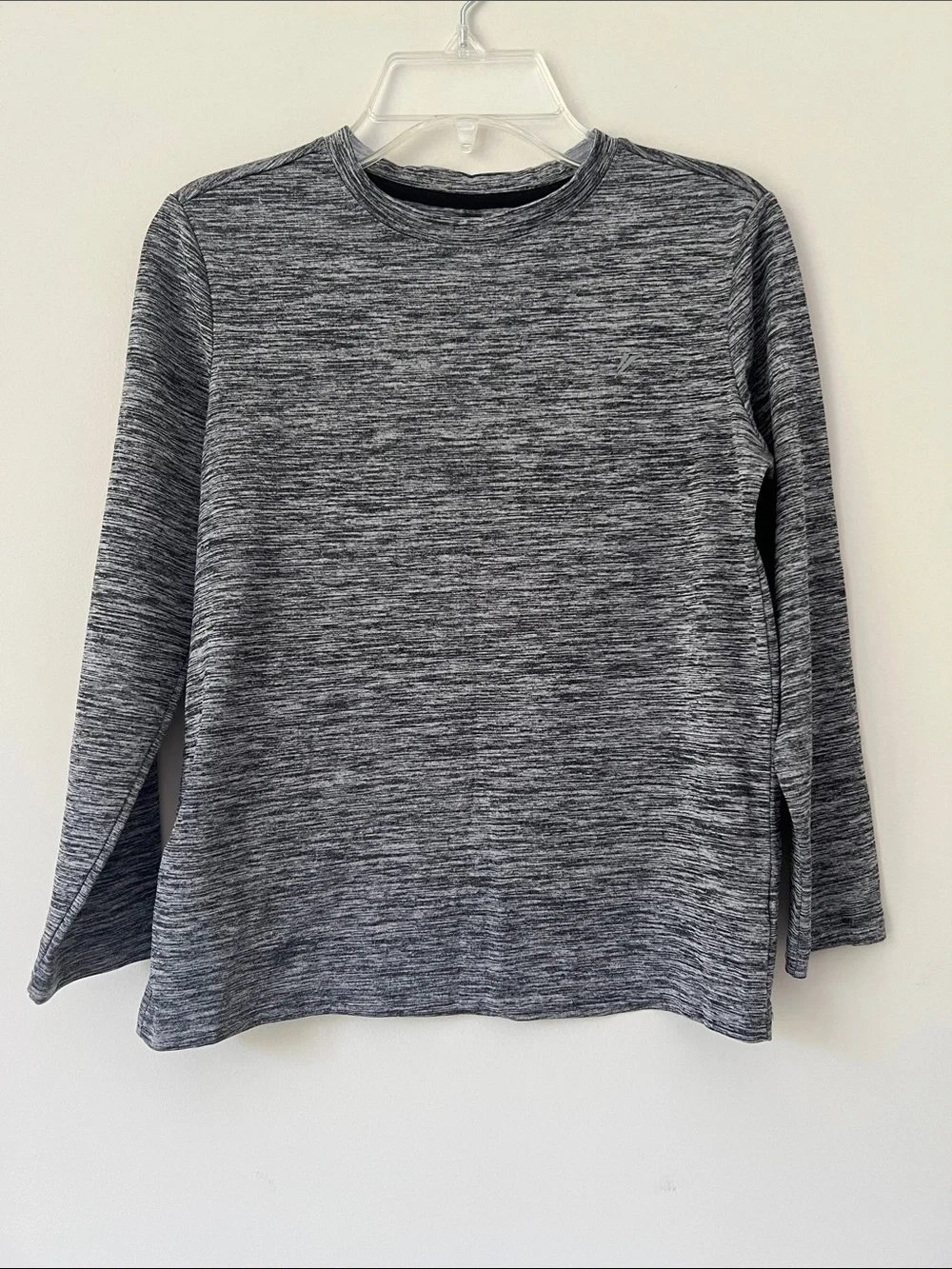 Old Navy Gray Heathered Long Sleeve Tee